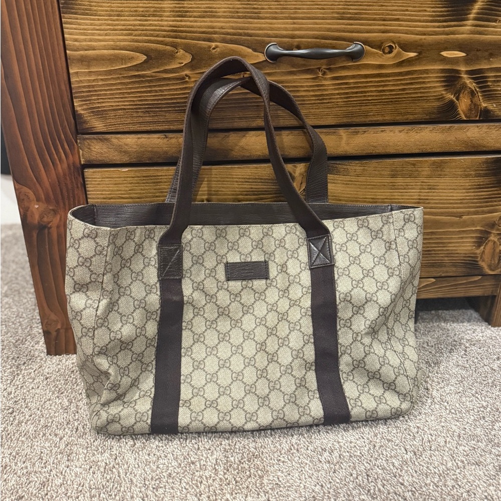 Gucci Supreme Tote